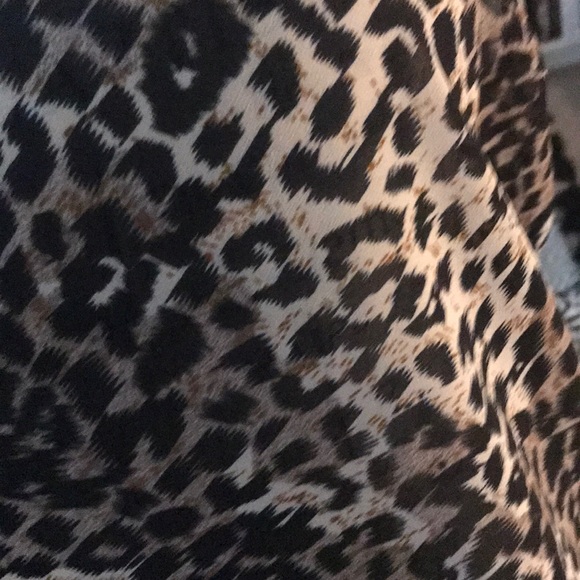 Leopard Print Racer Back Tank Top - Picture 2 of 6